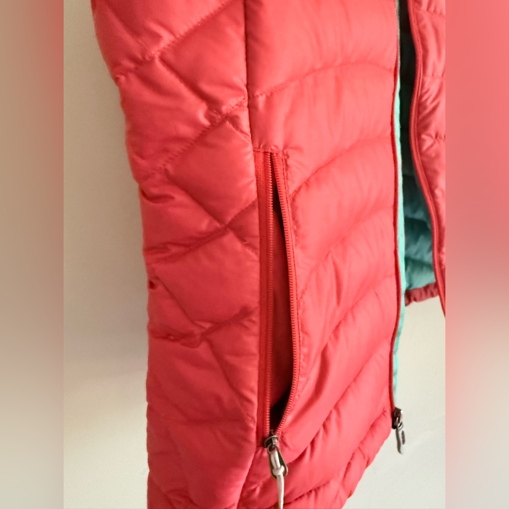 Patagonia Down Vest Womens Red Insulated Light Pack Winter Quilted Puffer Medium - Picture 5 of 14
